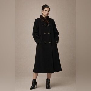 Vintage lisa fashion cashmere and wool blend coat with brown fox fur trim